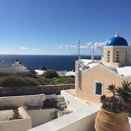 Christos Apartments Oia Bagian luar foto