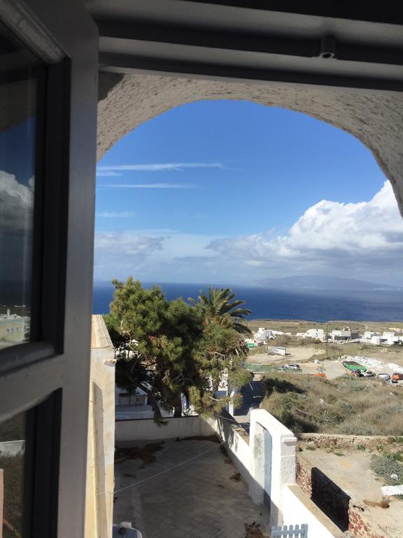 Christos Apartments Oia Bagian luar foto