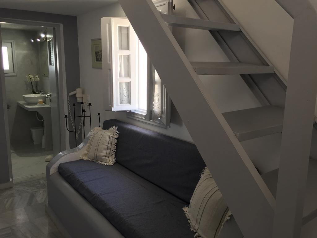 Christos Apartments Oia Bagian luar foto