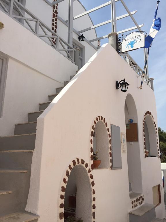 Christos Apartments Oia Bagian luar foto