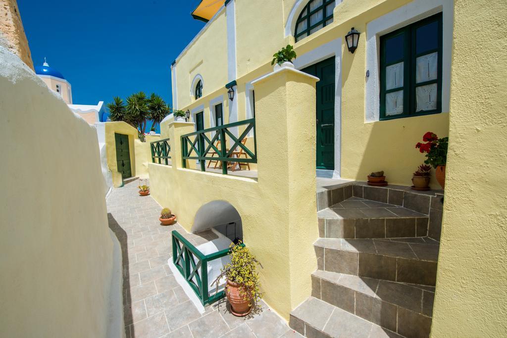 Christos Apartments Oia Bagian luar foto